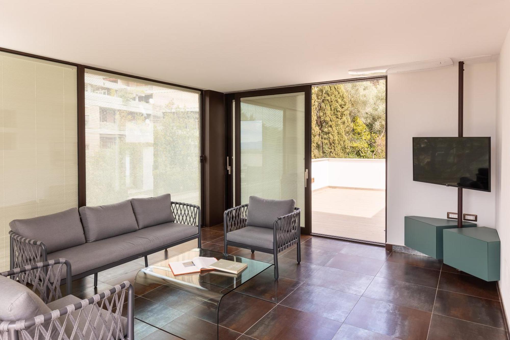 Exclusive Perugia Getaway - Apartments With Shared Pool & Parking Exterior photo